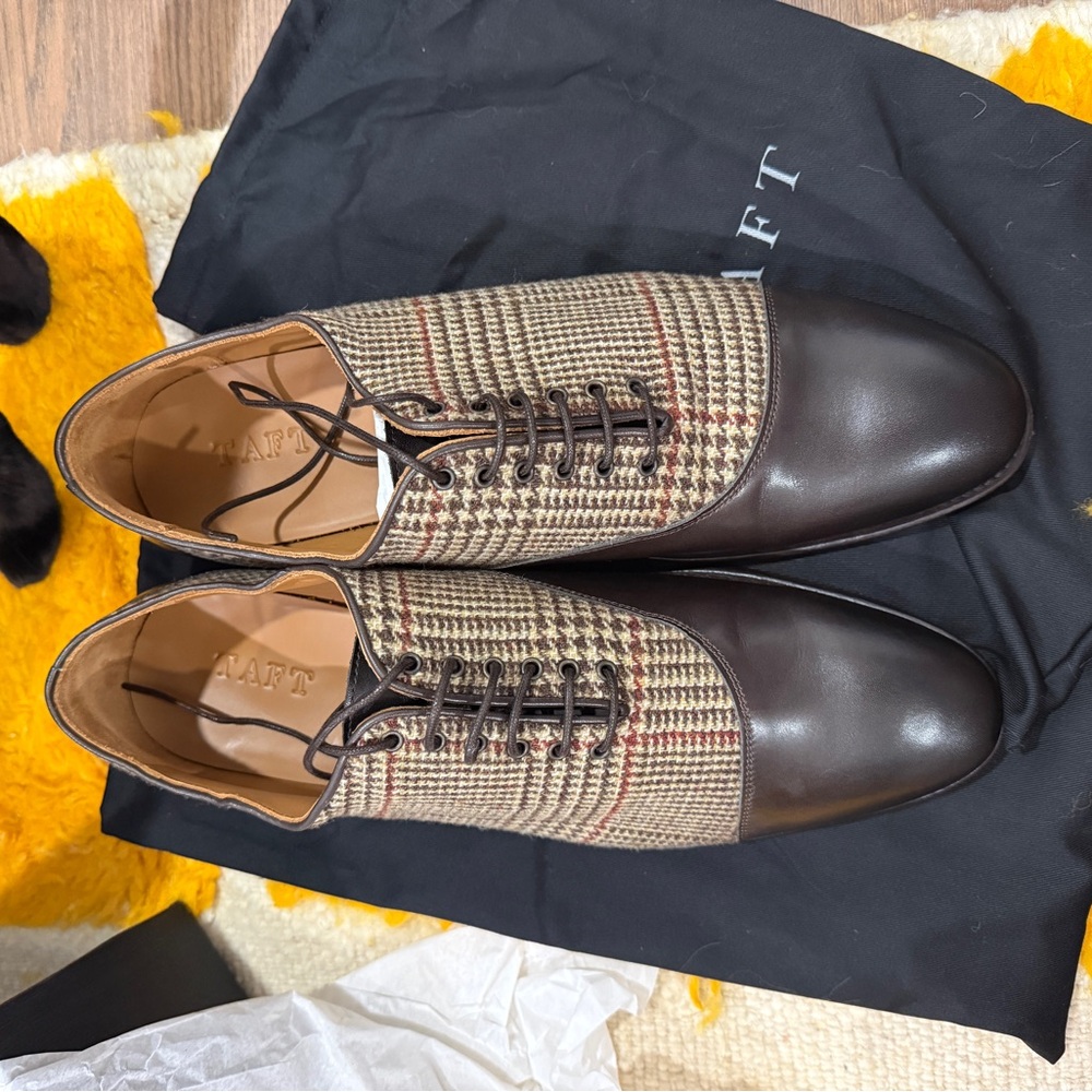 Taft the Paris shoe in plaid US 13